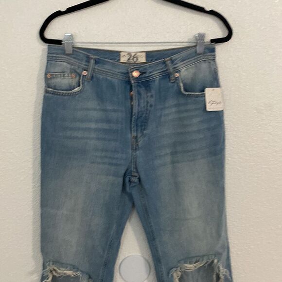 NWT- FREE PEOPLE- Maggie Mid Rise Straight Leg Jeans- Size 26/ US 2 - Picture 10 of 16